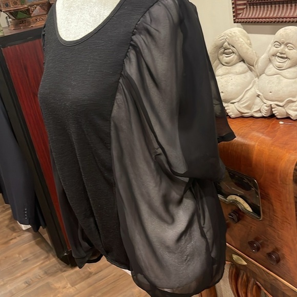 Self Esteem M black see through side panel shirt with gathered hem - Picture 3 of 7